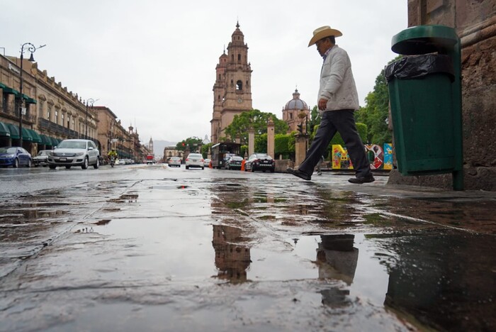 Seguirán las lluvias este viernes en Michoacán, pero también el calor