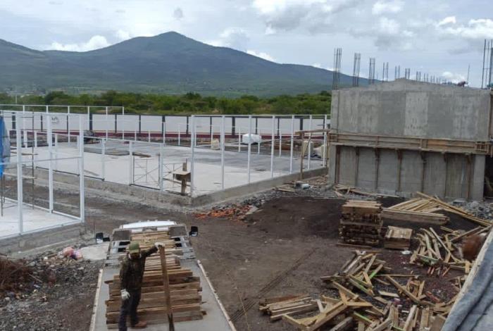 Segunda etapa de Secundaria de Villas del Pedregal, al 70% de avance: Zarazúa