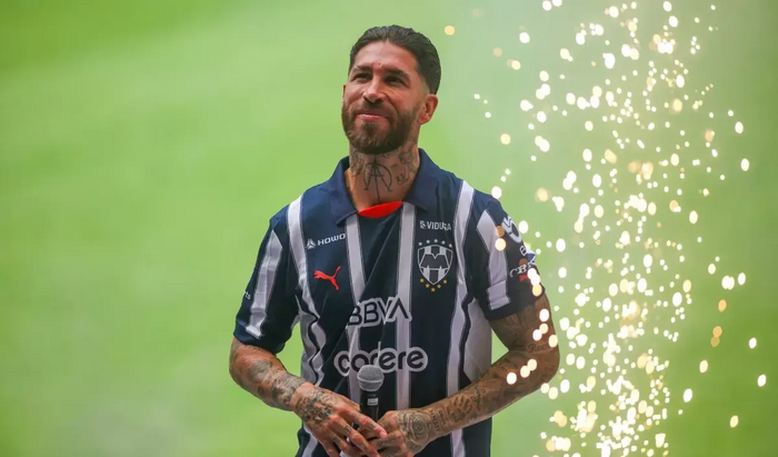 Sergio Ramos, leyenda del fútbol, se prepara para su primer partido con Monterrey