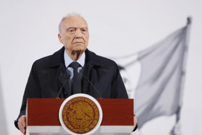 Sheinbaum dice que fiscal general de México no le ha manifestado su intención de renunciar