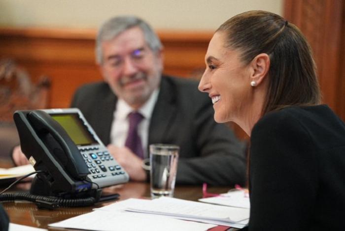 Sheinbaum mantiene llamada como Trump; "quedamos de seguir avanzando"