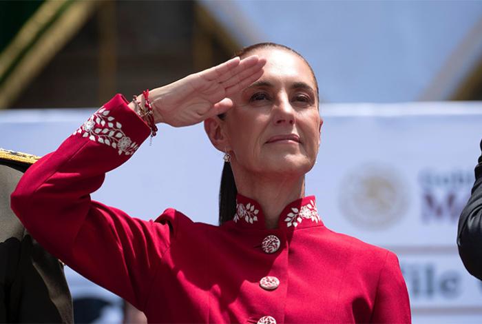 Sheinbaum: “México no se doblega, no se arrodilla y nunca se vende”