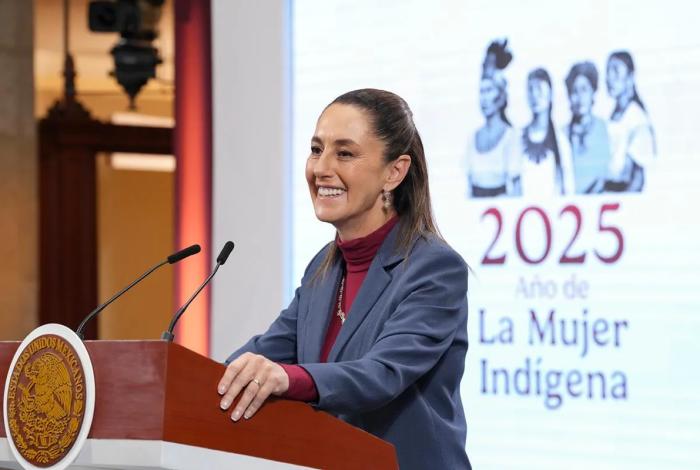 Sheinbaum niega fracturas en Morena tras comentarios de Monreal