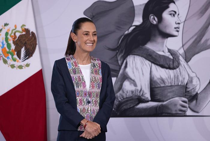 Sheinbaum sostiene que es seguro viajar a México ante advertencia de Reino Unido