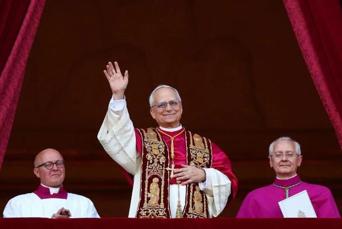 Sheinbaum y el Papa León XIV dialogan sobre posible visita a México