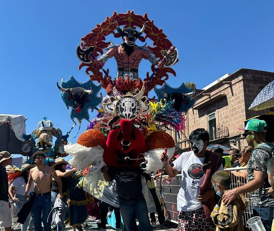 Sin venta de alcohol, negocios del centro por Carnaval del Torito de Petate