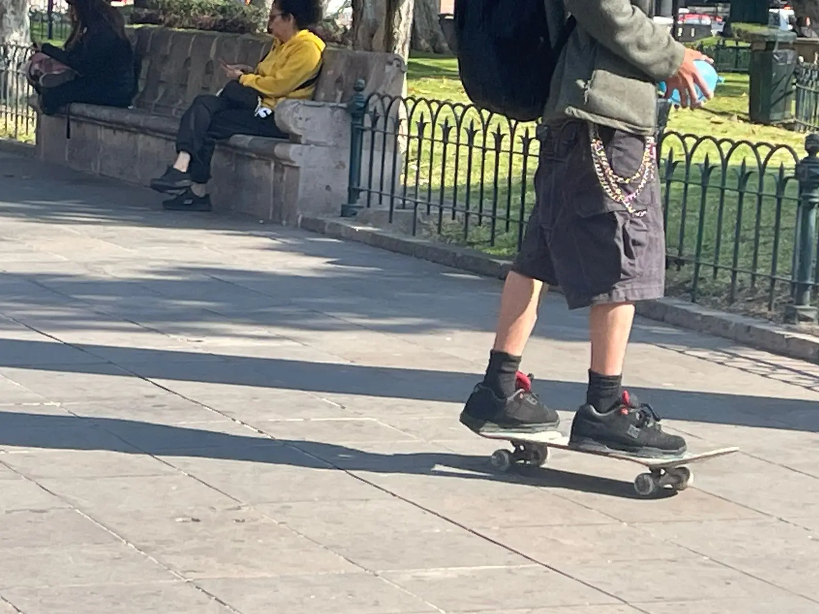 “Skatos”, utilizan el Centro Histórico para realizar actividades recreativas