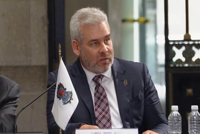 Solicita Bedolla estrategia migratoria para frenar a extranjeros relacionados con delincuencia