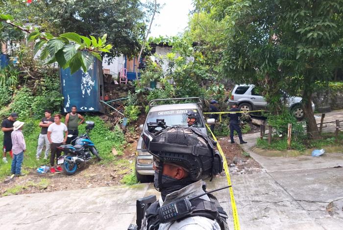 Solitario pistolero ataca a tiros a dos hombres en la 28 de Octubre; uno muere