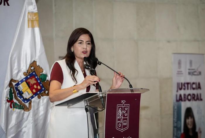 Sólo el gobierno estatal puede suspender clases en Michoacán: SEE