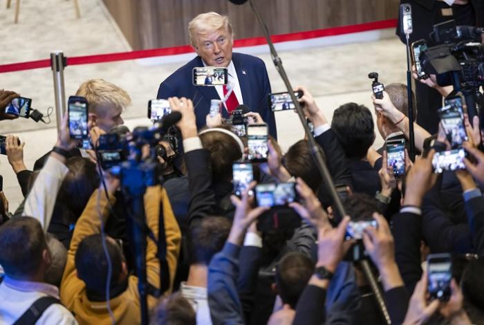 "Solo quiero un pedazo de hielo", Trump dice que no usará la fuerza para adueñarse Groenlandia