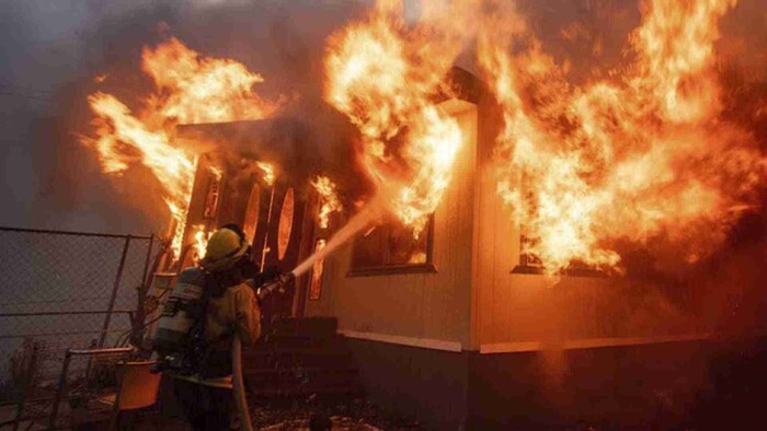 SRE no reporta víctimas mexicanas por incendio en Los Ángeles