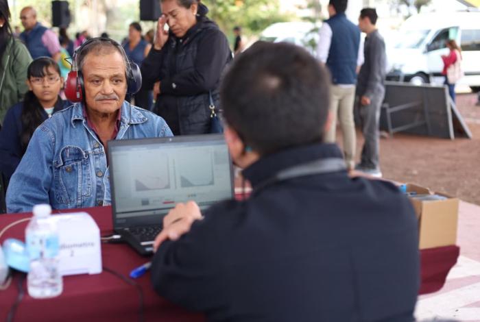 SSM impulsa la inclusión social con la entrega de 1,228 auxiliares auditivos gratuitos