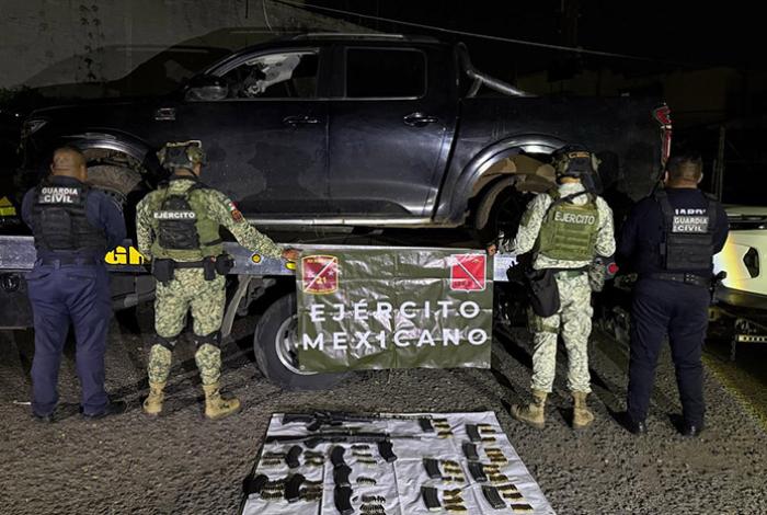 SSP asegura dos armas largas, vehículos y más de 400 cargadores en Quiroga