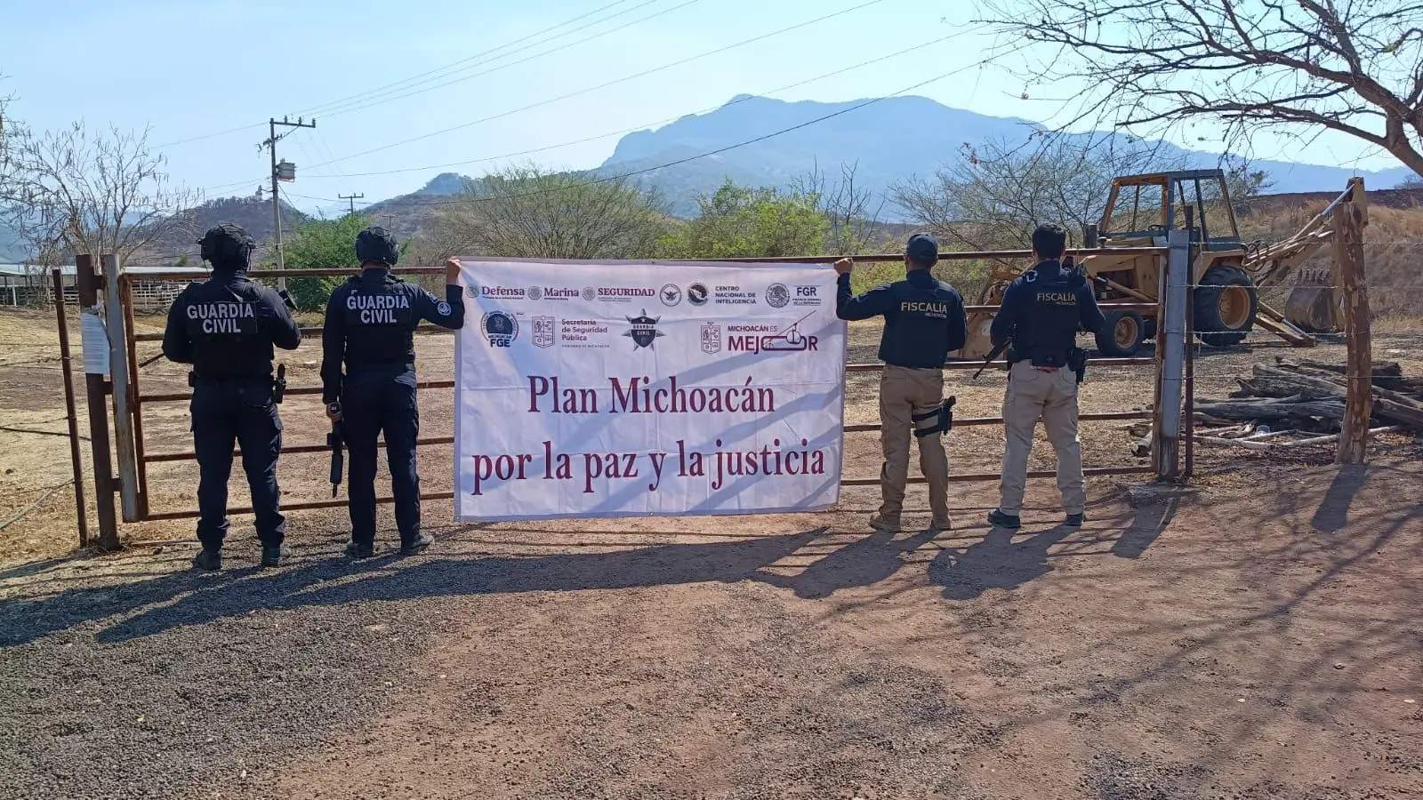 *SSP brinda apoyo en cateos en Tzitzio; detenidas 4 personas*