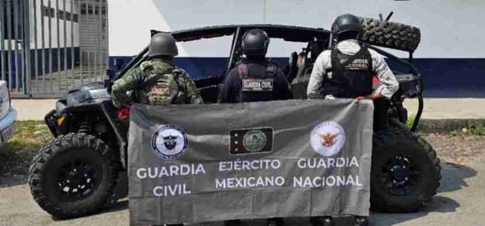 SSP y autoridades federales detienen a objetivo delincuencial y aseguran arsenal, en Apatzingán