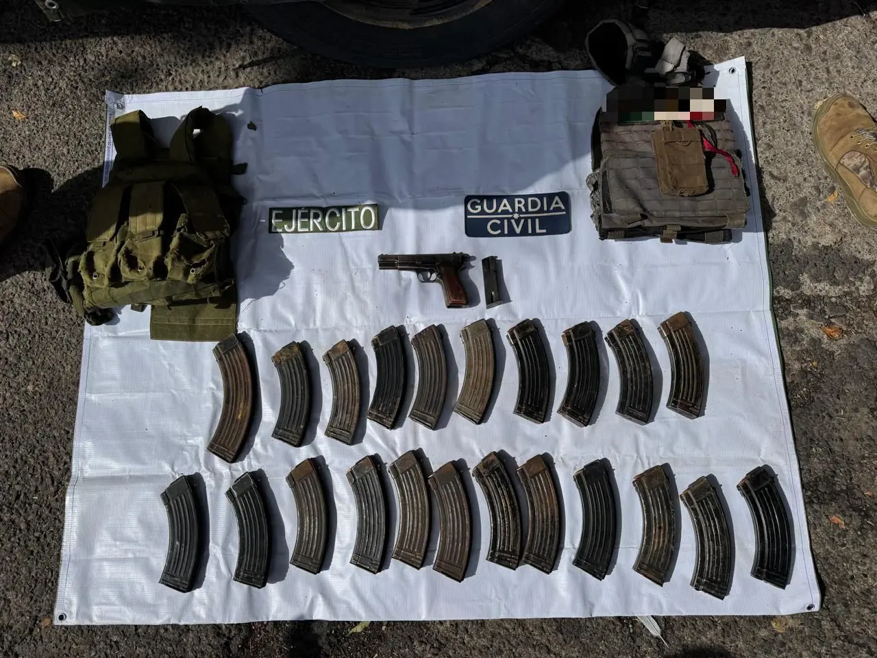 SSP y Defensa decomisan arma, municiones y vehículos en Hidalgo