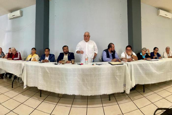 SUEUM emplaza a huelga a la Michoacana; rectoría sólo dice 'lo vamos a revisar', acusa Tena
