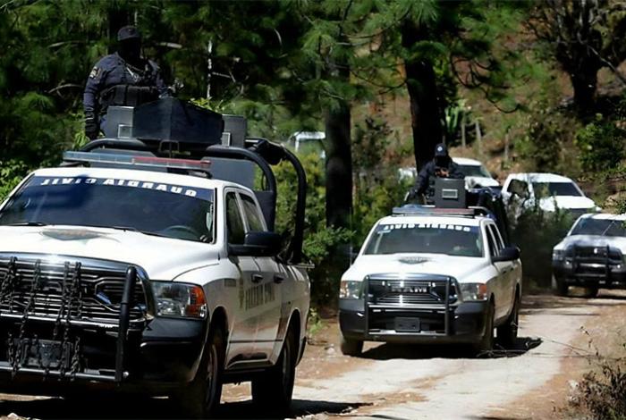 Sujetos armados atacan a policías en la región de Indaparapeo