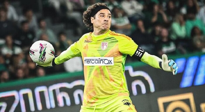 Suma Memo Ochoa 500 goles recibidos en Europa