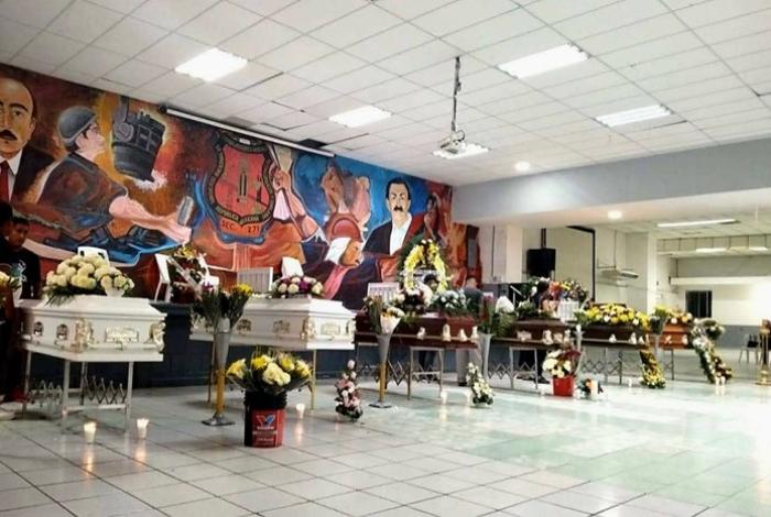 Suman 7 fallecidos tras fatal accidente de la autopista Siglo XXI; seis eran integrantes de una familia