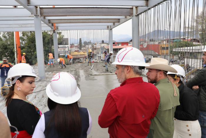 Supervisa Bedolla construcción del DIF Uruapan; registra 72% de avance