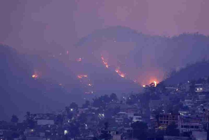 Suspenden clases en Acapulco y Chilpancingo por humo de incendios forestales