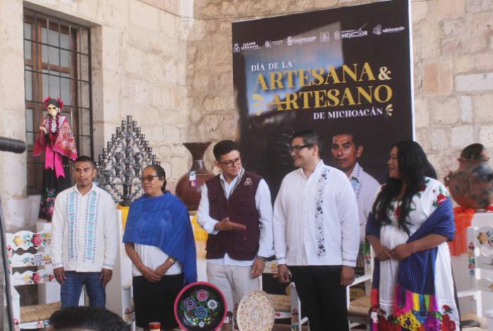 Tangancícuaro recibirá a 3 mil artesanos michoacanos en su día; habrá desfile al lago de Camécuaro