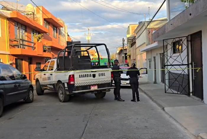 Taxista muere tras ser navajeado en la colonia Doctor Miguel Silva, en Morelia