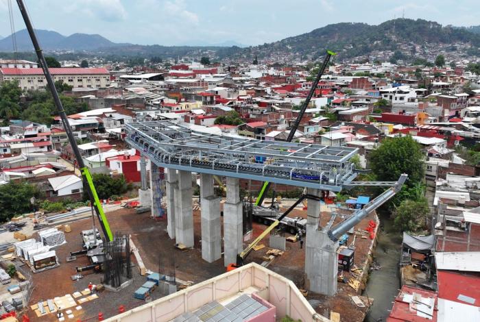 Teleférico de Uruapan inicia pruebas en diciembre