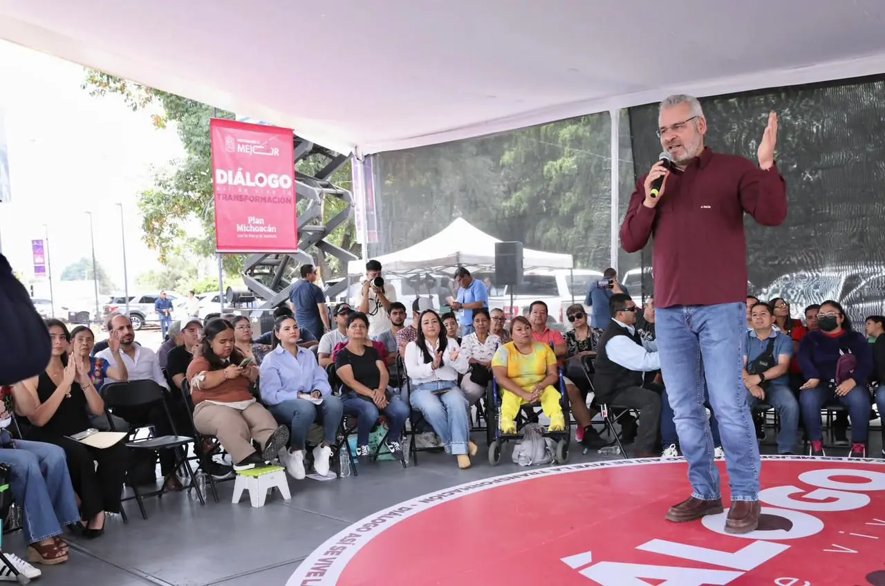 Teleférico de Uruapan, legado para personas con discapacidad: Bedolla
