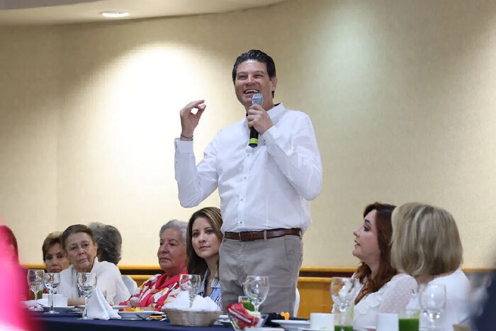 Tema del Zoológico, golpeteo político porque candidato bedollista no levanta