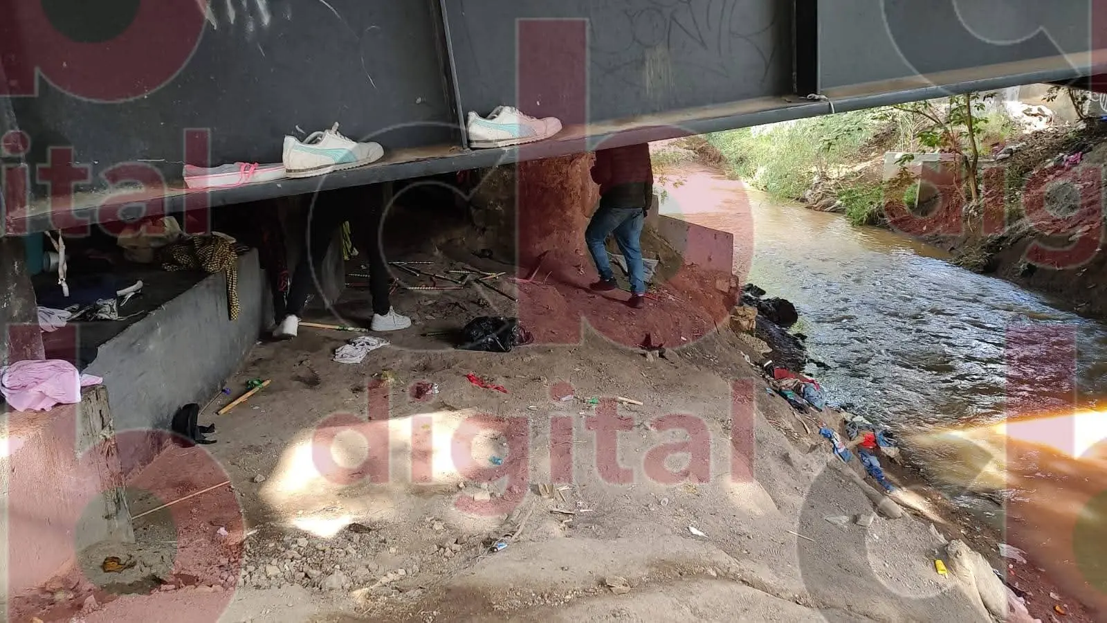 Temporada de lluvias también perjudican a personas que viven debajo de puentes