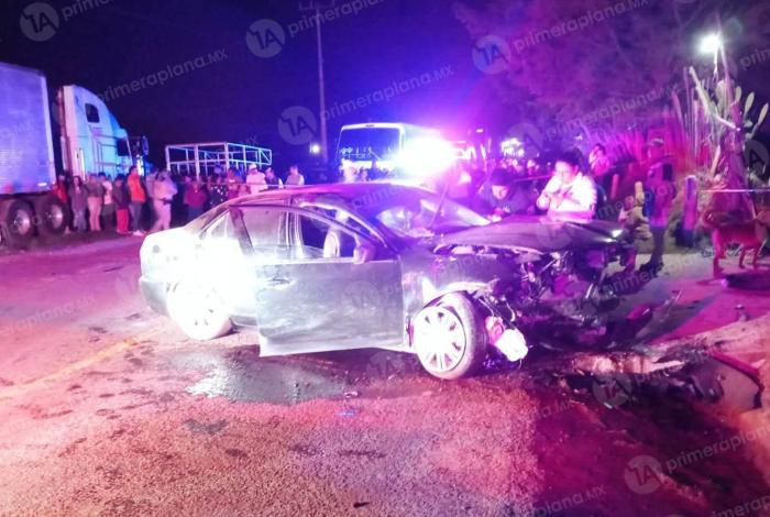Terrible choque en Ciudad Hidalgo deja un mu3rto y dos lesi0nados