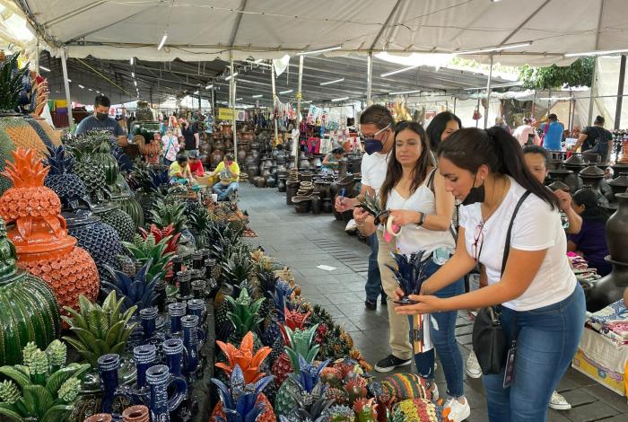 Tianguis artesanal de Domingo de Ramos, sin espacio para crecer: Casart