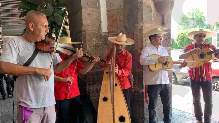 Tierra Caliente presente con la música de Arpa Grande en Morelia