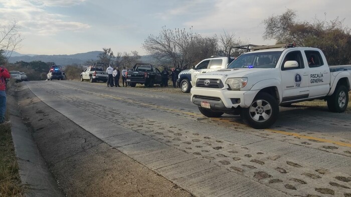 Tiran cuerpo de ej3cutado con tiro de gracia en carretera a Cuto del Porvenir