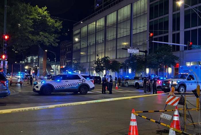 Tiroteo en Chicago deja cuatro muertos y catorce heridos