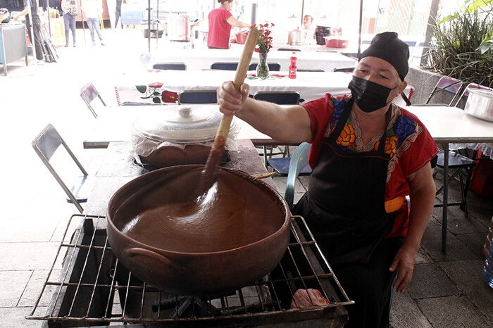 Todo listo para el arranque de la Feria del Mole de Santa María