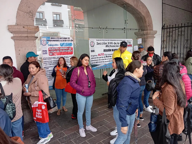 Toma CNTE ayuntamiento de Morelia; estará paralizado hasta las 15 horas