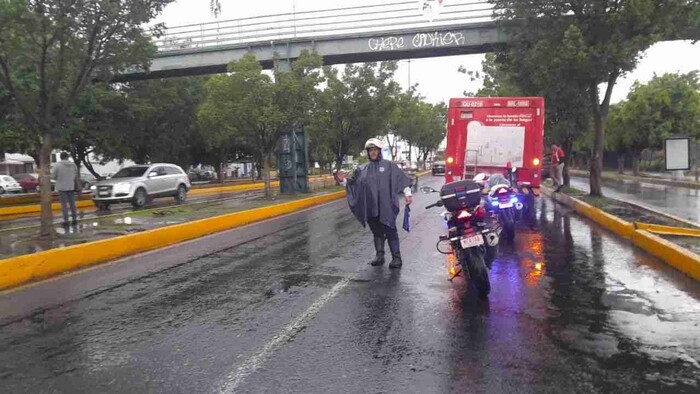 Toma precauciones, tras las afectaciones viales por lluvia en Morelia