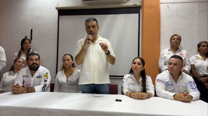 Toño Cruz Lucatero y su estructura renuncian al Morena