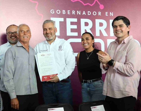 Toño Ixtláhuac acompaña al gobernador Alfredo Ramírez Bedolla en 3a audiencia ciudadana en Zitácuaro