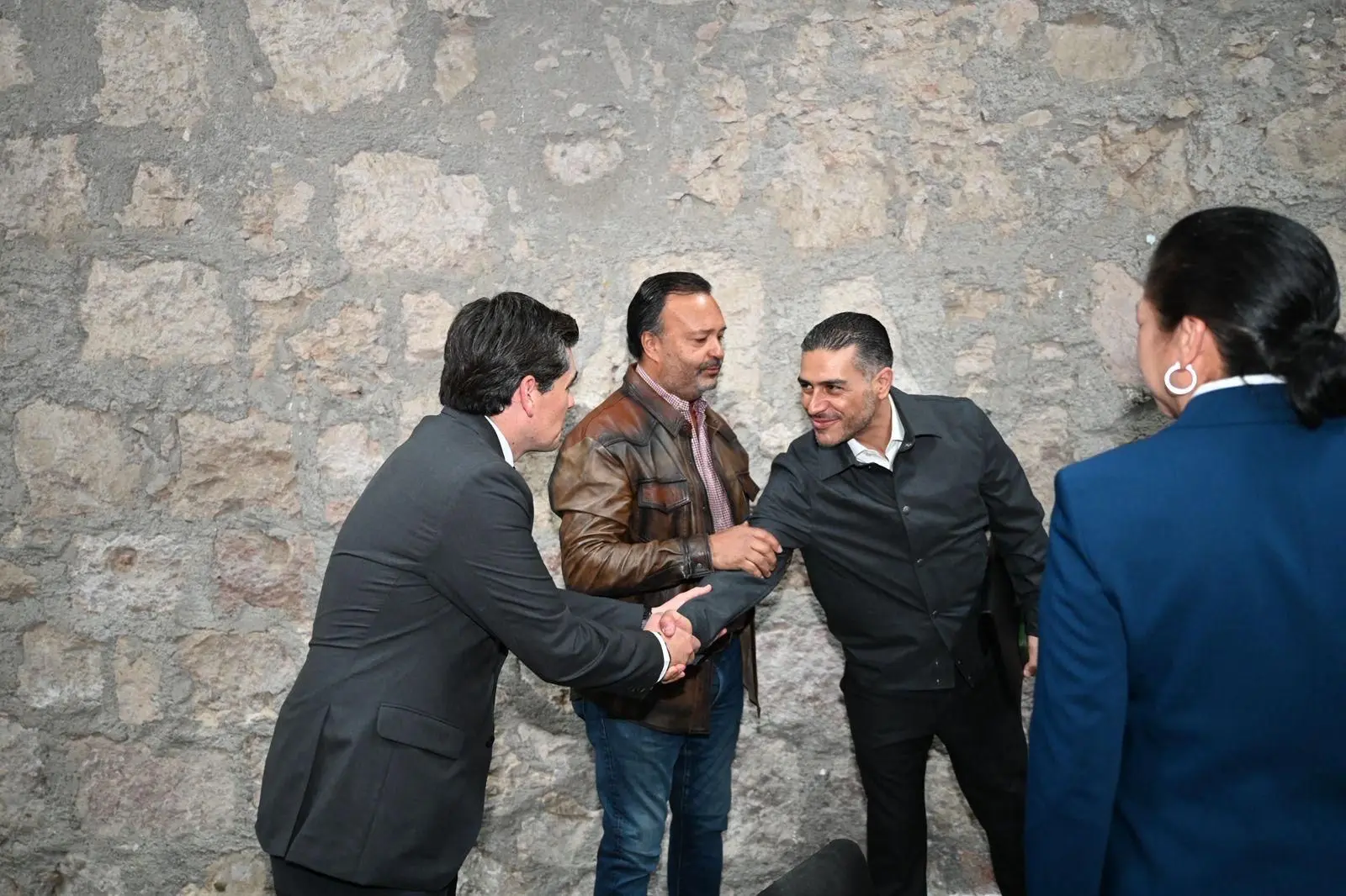 Toño Ixtláhuac asiste a reunión de seguridad encabezada por Omar García Harfuch y Alfredo Ramírez Bedolla