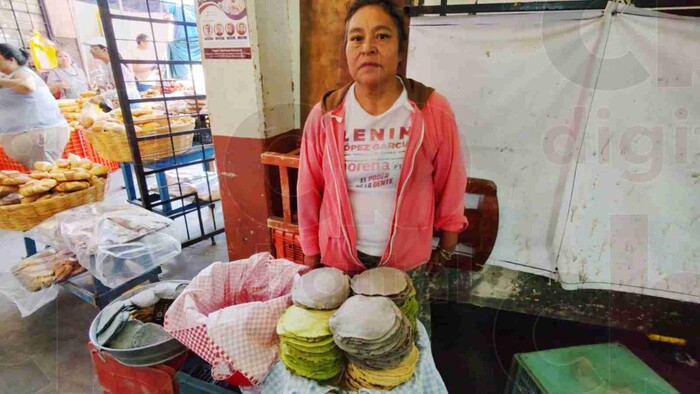 Tortilla tradicional de Charo; un alimento que ha perdurado por generaciones