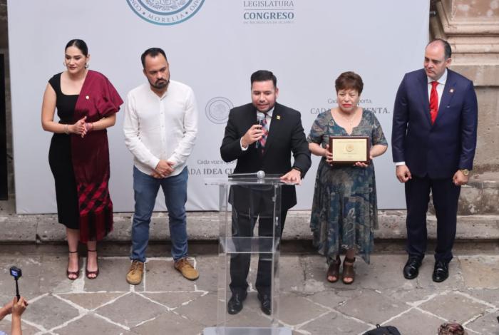 Total confianza en la voluntad del Ejecutivo Estatal para la regularización de los trabajadores CENDI Michoacán: Reyes Galindo
