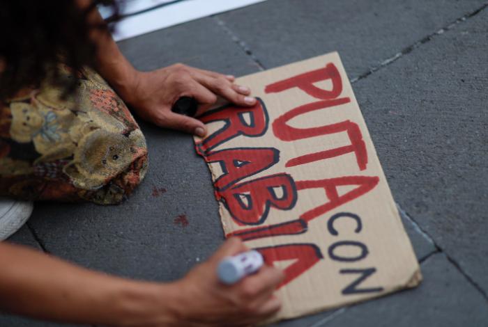 Trabajadoras sexuales marchan en Ciudad de México para exigir seguridad social y derechos