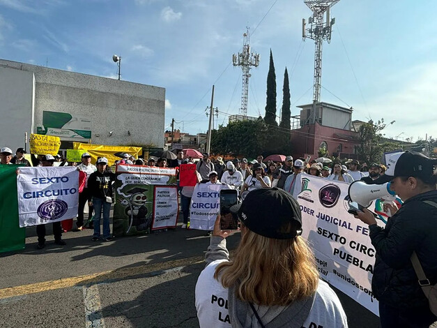 Trabajadores protestan ante Cámara de Diputados por Reforma Judicial