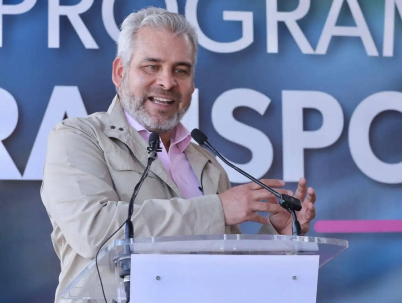 Transporte de Uruapan estará apegado a normas internacionales: Bedolla