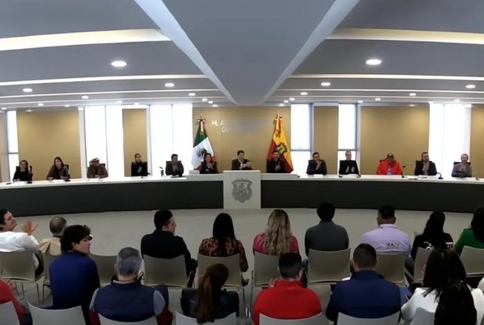 Tras años de gestión vecinal, regulariza Cabildo 167 viviendas en Santa María